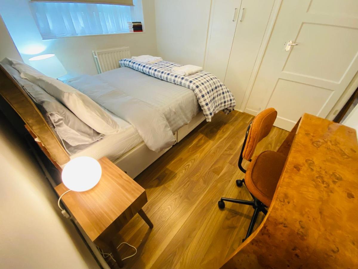 3 Bed Apartment In Camden London Exterior foto