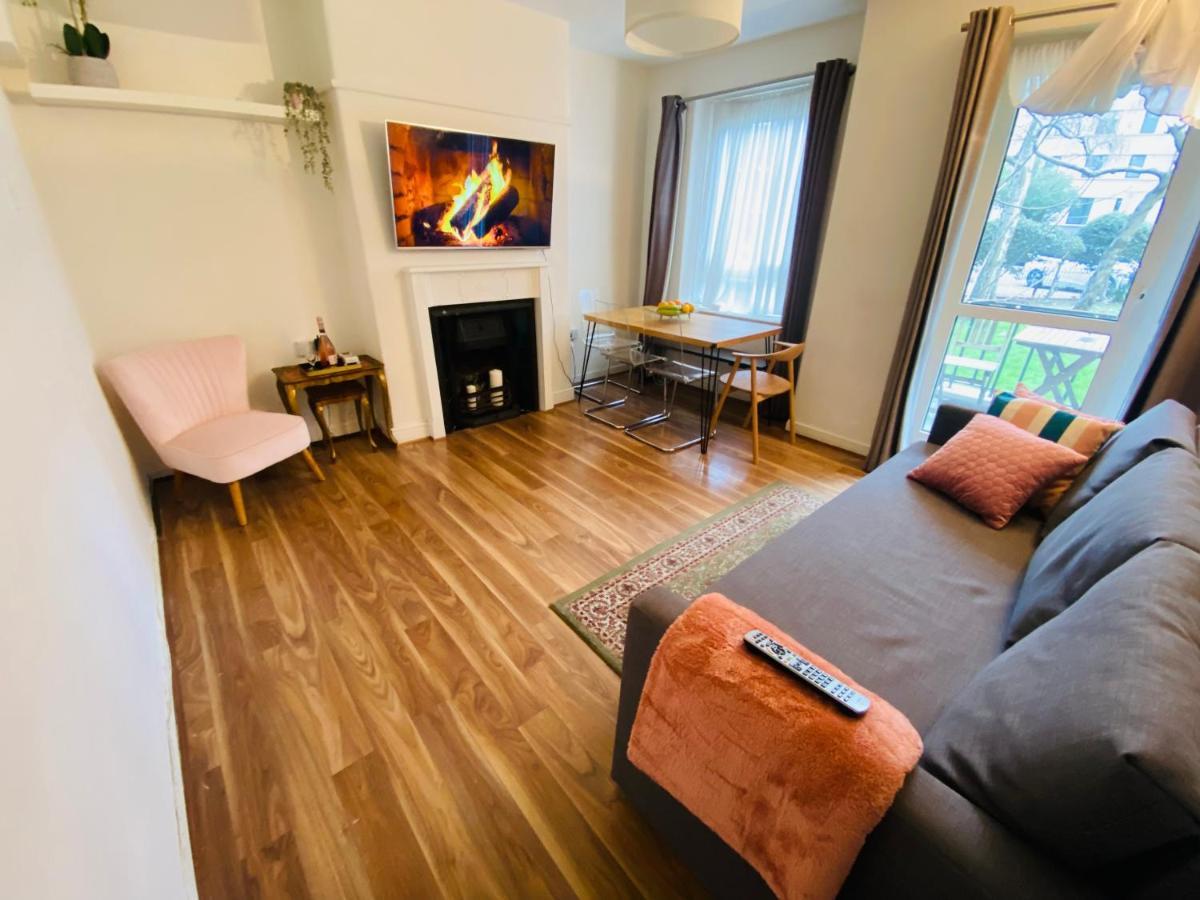 3 Bed Apartment In Camden London Exterior foto